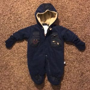 Weatherproof infant snow bunting